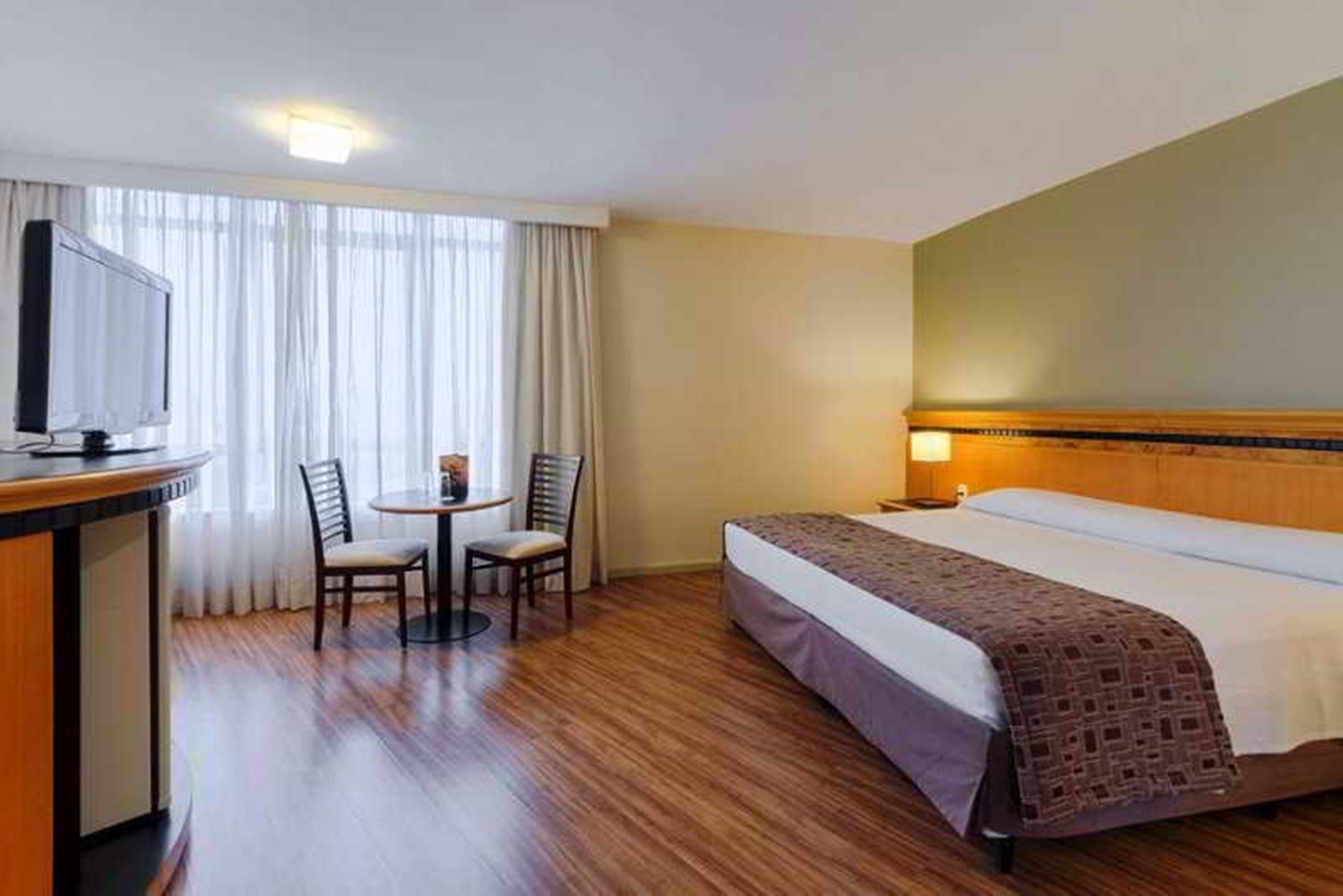 Hotel Golden Park Internacional Foz & Convencoes By Nacional Inn 伊瓜苏 外观 照片